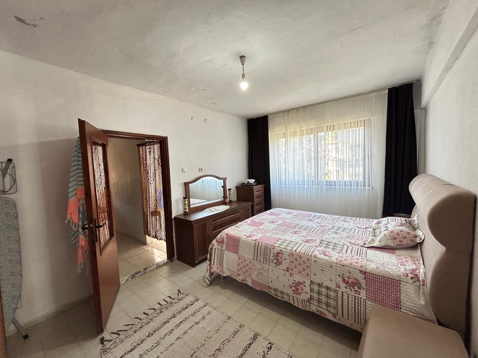 MARMARİS ARMUTALANDA KÖŞE KONUM BAHÇELİ SATILIK 3+1 TRİBLEKS VİLLA